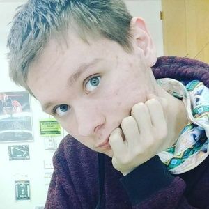 Meet your Posher, Lucas